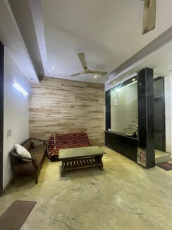 Studio+ Extra Room Builder Floor For Rent in Kalkaji