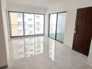 Room in 3 BHK Apartment at Kohinoor Courtyard One, Wakad – for Rent