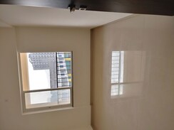 1 BHK + Servant Room Apartment For Rent in Varad Residency
