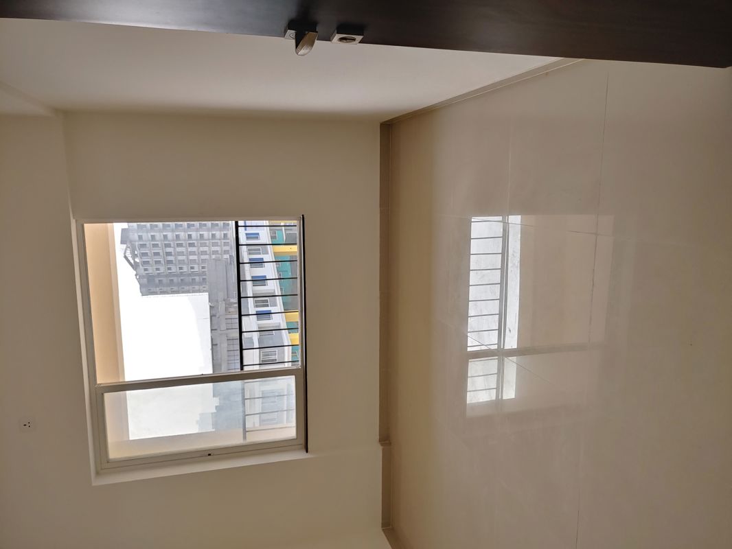 1 BHK + Servant Room Apartment For Rent in Varad Residency