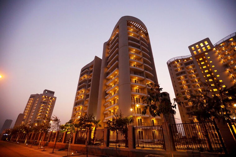 Exterior View, bptp-discovery-park 2 Bedroom 1223 Sq.Ft. Apartment In Sector 80 Faridabad 10111706
