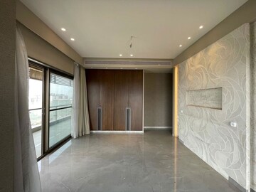 Bedroom in 5 BHK Apartment at Pratham Tower Chembur, Chembur – for Sale