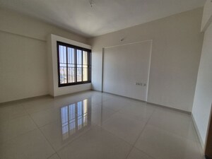 Room in 2 BHK Apartment at Kohinoor Courtyard One, Wakad – for Rent