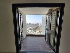 2 BHK Apartment For Rent in Kohinoor Courtyard One, Wakad