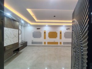 Building Lobby in 4 BHK Builder Floor at TDI The Grand Retreat, Sector 88 – for Rent