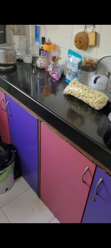 Furnished Amenities in 1 BHK Apartment at Maimoon Apartment, Prabhadevi – for Rent