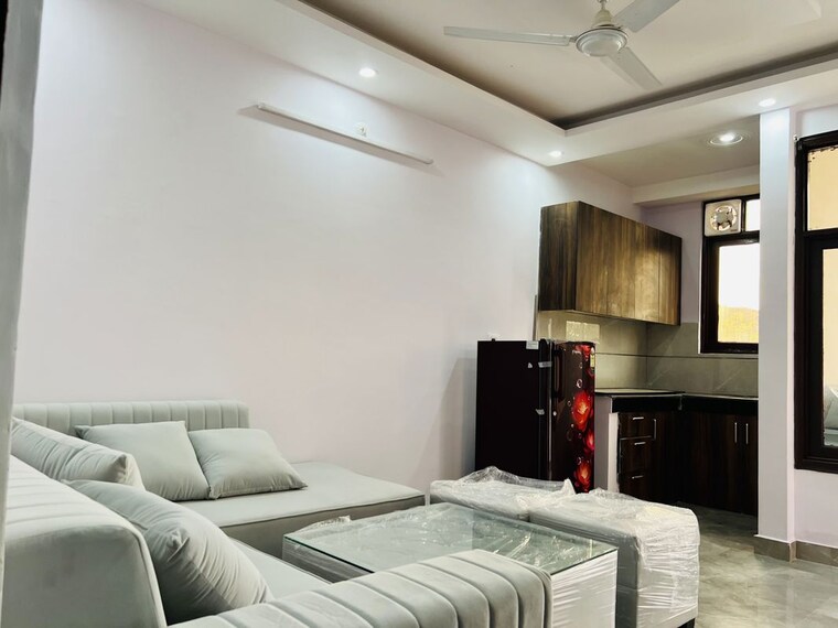 Bedroom, saket 1 Bedroom 650 Sq.Ft. Apartment In Saket Delhi 10112239