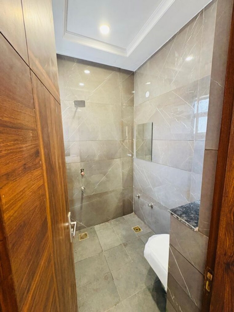 Bathroom, kharar mohali road 3 Bedroom 1175 Sq.Ft. Apartment In Kharar Mohali Road Kharar 10074593