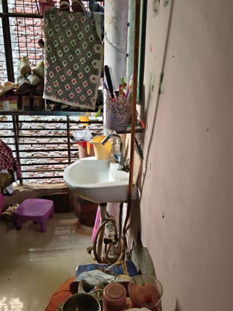 Balcony, mehrauli 1 Bedroom 45 Sq.Yd. Apartment In Mehrauli Delhi 10105762