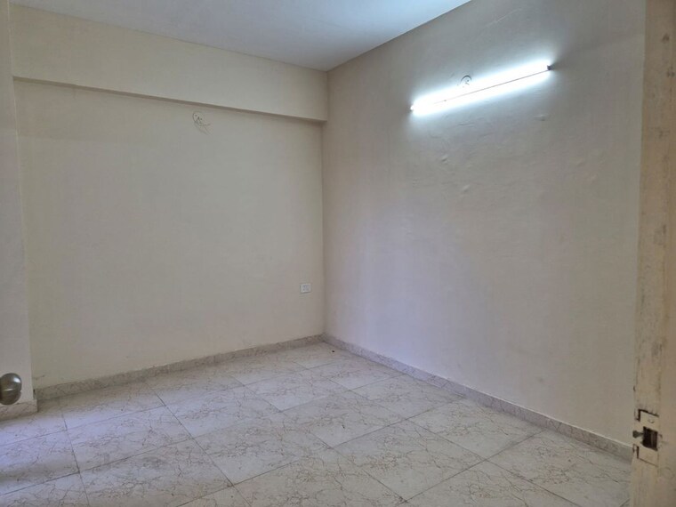 Room, mrg-the-balcony 2 Bedroom 645 Sq.Ft. Apartment In Sector 93 Gurgaon 10112385