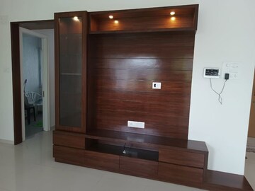 Room in 3 BHK Apartment at Godrej 24, Hinjewadi – for Rent