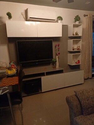 Room in 2 BHK Apartment at Puri Pratham, Sector 84 – for Sale