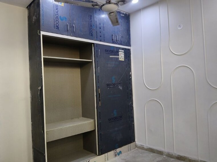 Other, sector 73 2 Bedroom 1100 Sq.Ft. Builder Floor In Sector 73 Noida 10112531