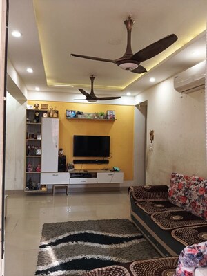 Living Room in 2.5 BHK Apartment at Puri Pratham, Sector 84 – for Sale