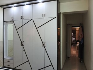 Room in 2.5 BHK Apartment at Puri Pratham, Sector 84 – for Sale