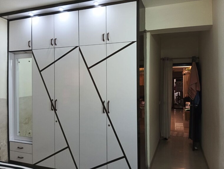 Room, puri-pratham 2.5 Bedroom 1300 Sq.Ft. Apartment In Sector 84 Faridabad 10112552