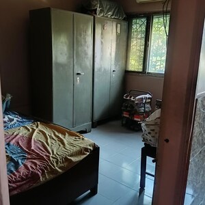 Bedroom in 1 BHK Builder Floor at Airoli Sector 20 – for Rent