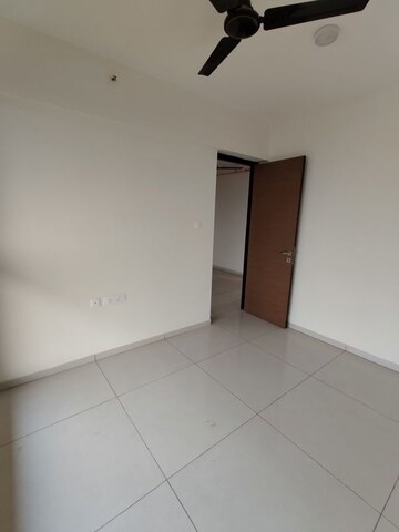 Bedroom in 2 BHK Apartment at Chandak 34 Park Estate, Goregaon West – for Rent