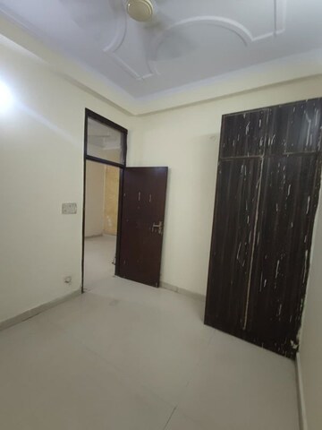 Room in 2 BHK Apartment at Saket – for Rent
