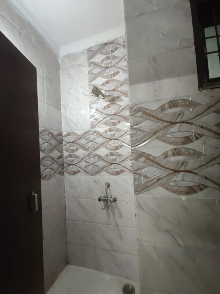 Bathroom, saket 2 Bedroom 1150 Sq.Ft. Apartment In Saket Delhi 10112652