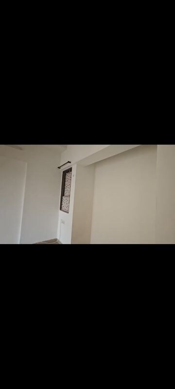 Room in 2 BHK Apartment at Madhav Palacia, Ghodbunder Road – for Rent