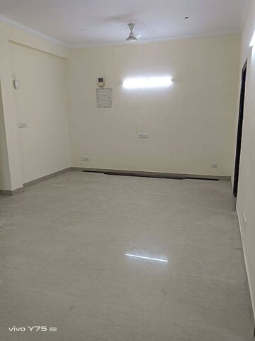 Room in 5 BHK Builder Floor at Satbari – for Rent