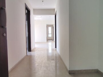 Building Lobby in 3 BHK Apartment at Piramal Vaikunth, Balkum Pada – for Rent