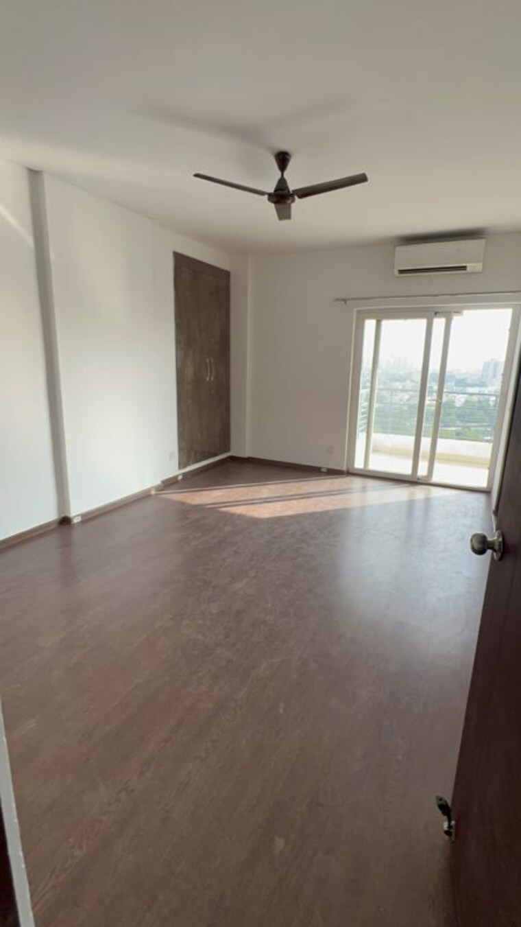 Room, spaze-privy-at4 3 Bedroom 1918 Sq.Ft. Apartment In Sector 84 Gurgaon 10112654