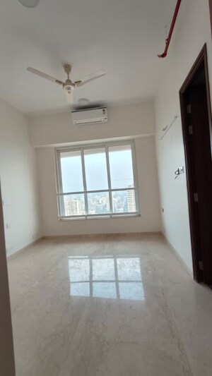 Bedroom in 3 BHK Apartment at Kalpataru Radiance, Goregaon West – for Rent
