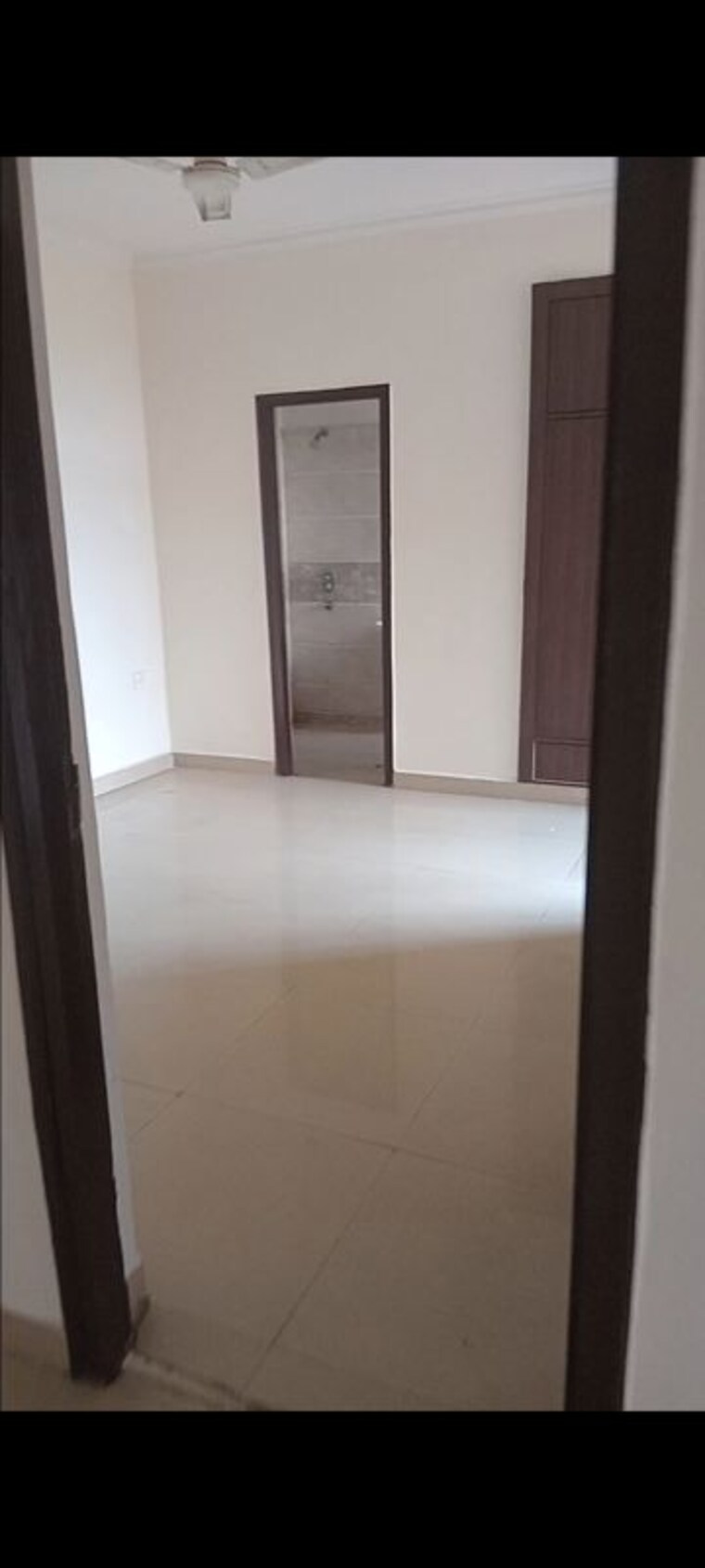 Room, amrapali-princely-estate 2.5 Bedroom 1000 Sq.Ft. Apartment In Sector 76 Noida 10112823