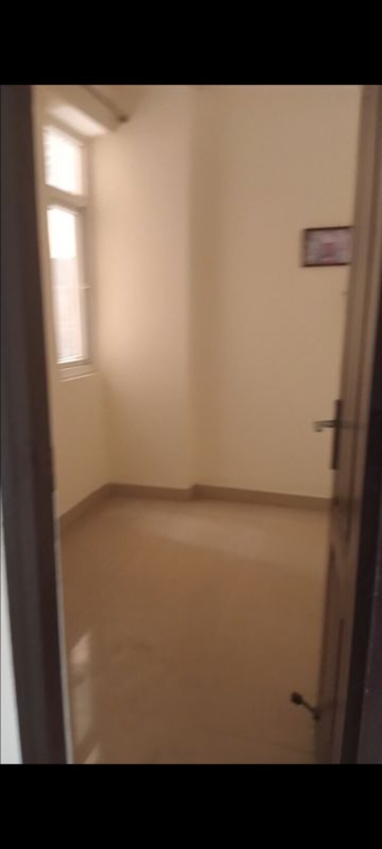 Room, amrapali-princely-estate 2.5 Bedroom 1000 Sq.Ft. Apartment In Sector 76 Noida 10112823