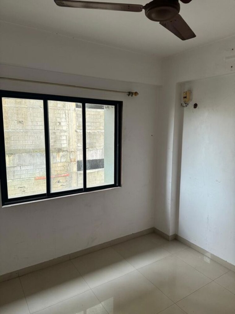 Room, adajan 3 Bedroom 1420 Sq.Ft. Apartment In Adajan Surat 10112825
