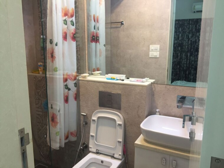 Bathroom, eskay-itus-apartment 2 Bedroom 1000 Sq.Ft. Apartment In Andheri West Mumbai 9196502