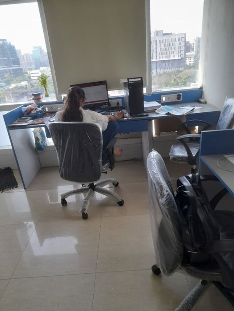 Team Area, dhanashree-heights Commercial Office Space 665 Sq.Ft. In Andheri West Mumbai 9192015