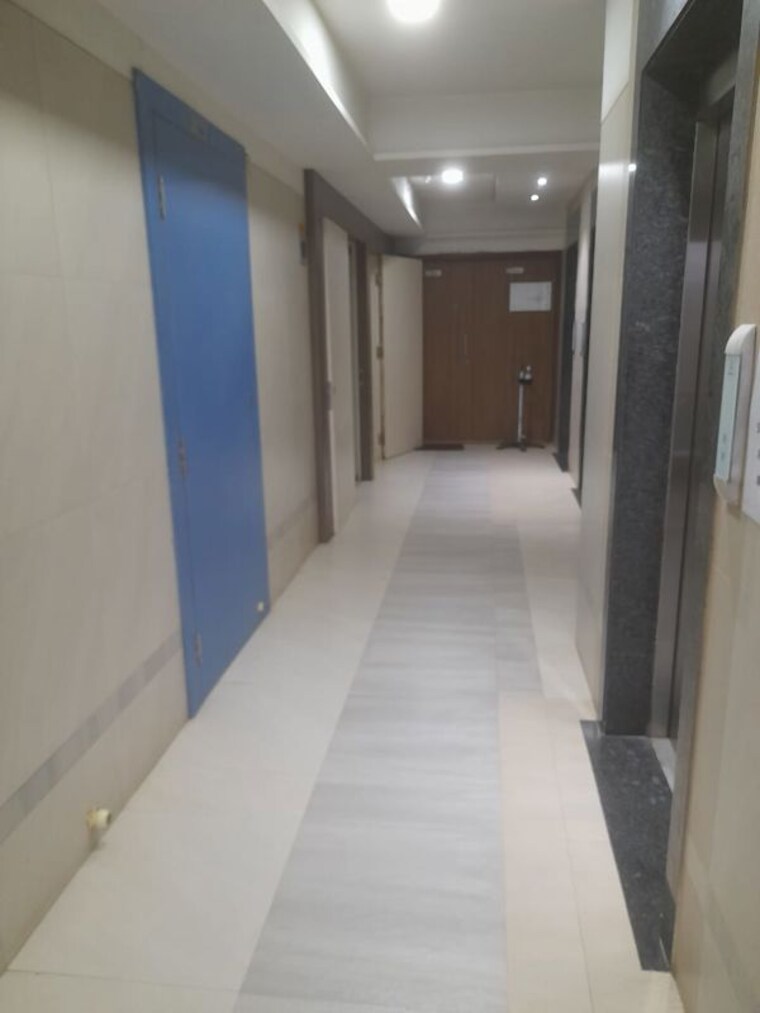 undefined, dhanashree-heights Commercial Office Space 665 Sq.Ft. In Andheri West Mumbai 9192015