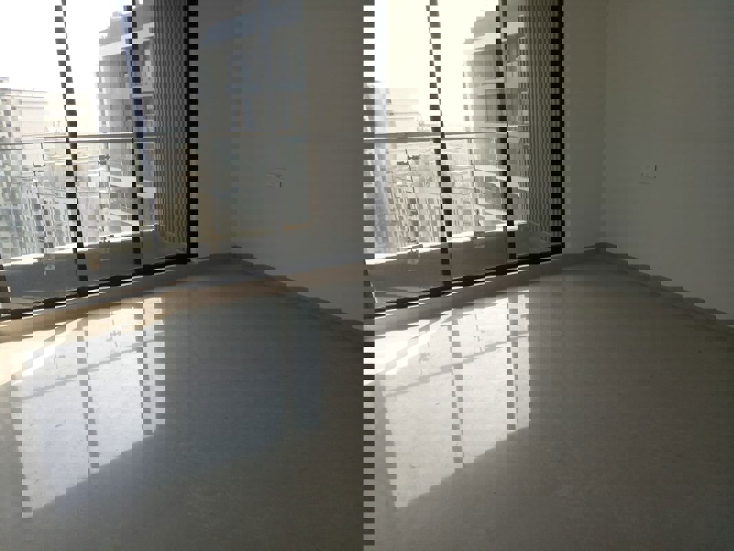 3 BHK 2000 Sq.Ft. Apartment in Rustomjee Elita