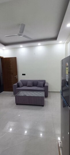 3 BHK + Servant Room Apartment For Sale in Unitech Escape