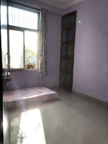 Room in 3 BHK Apartment at Kalwar Road – for Sale