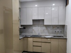 Kitchen in 3 BHK Builder Floor at Sector 73 – for Sale