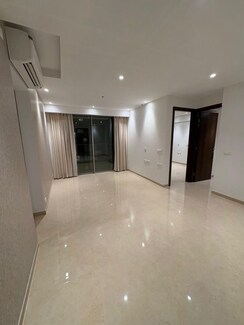 2 BHK Apartment For Sale in Hiranandani Highland