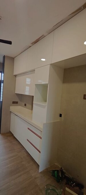 Master Bedroom in 3 BHK Apartment at Surbhi CHS Andheri West, Andheri West – for Rent