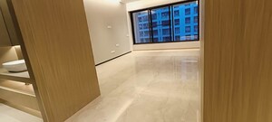  4 BHK Apartment at Raiaskaran Parthenon, Andheri West – for Rent