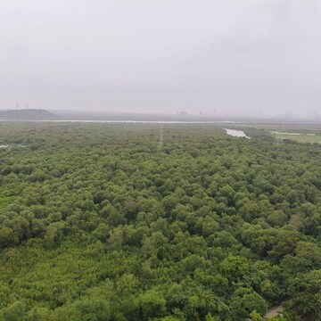 3.5 BHK Apartment – Exterior View View at Oberoi Sky Gardens, Andheri West - for Rent