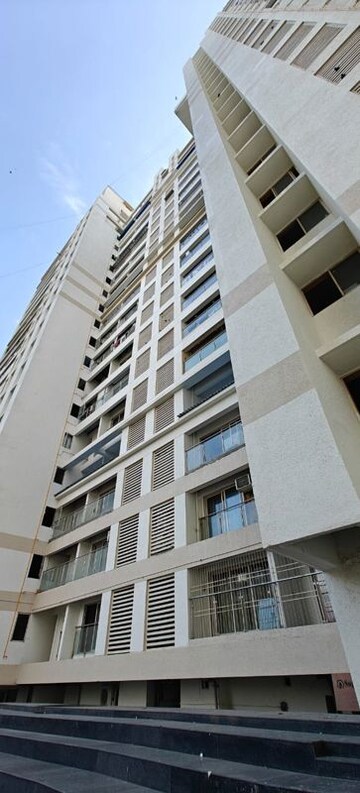 Building Lobby in 4 BHK Apartment at Millennium Court, Andheri West – for Sale