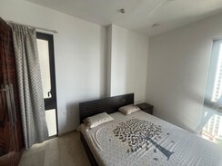 2 BHK + Study Room,Extra Room Apartment For Rent in Lodha The Park