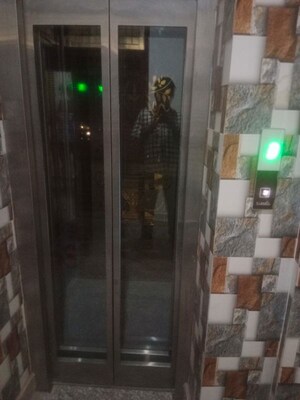 Building Lobby in 4 BHK Builder Floor at Vipin Garden – for Rent