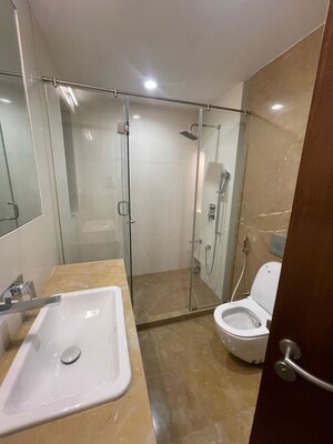 Bathroom in 4 BHK Apartment at Raiaskaran Parthenon, Andheri West – for Rent