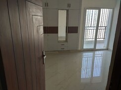 3.5 BHK + Pooja Room,Servant Room,Study Room,Extra Room Apartment For Sale in Renowned Renox Thrive
