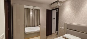 Master Bedroom in 1 BHK Apartment at Hiranandani Highland, Powai – for Rent