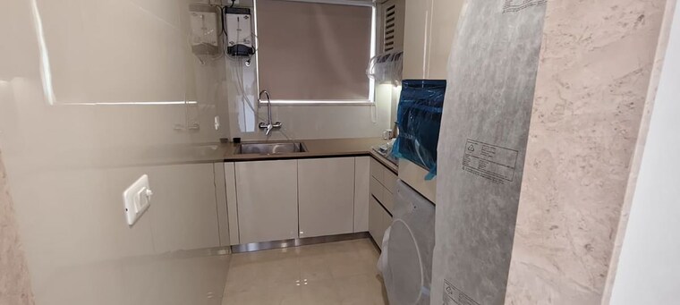 Bathroom, hiranandani-highland 1 Bedroom 377 Sq.Ft. Apartment In Powai Mumbai 10113519